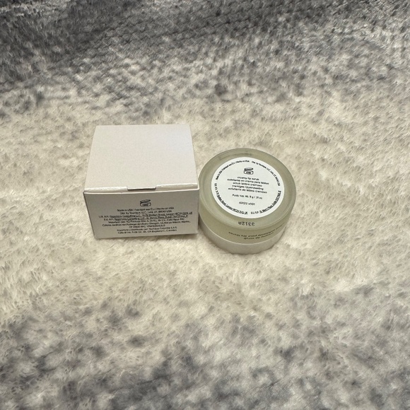 Younique's You-ology Creamy Lip Scrub - Picture 7 of 7